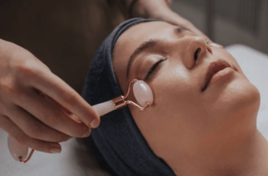 O Que é a Caspa Segundo o Ayurveda e Como Tratar - Glow Headspa